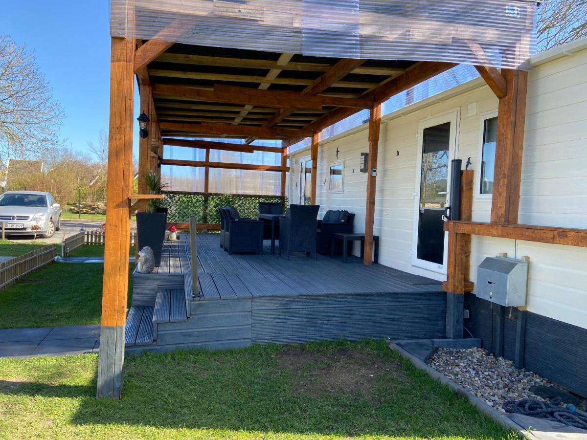 Cheerful And Relaxing Chalet Viena Dirkshorn Exterior photo